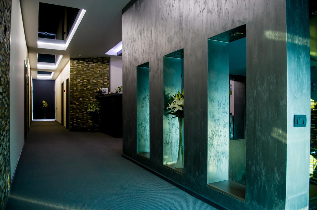Hotel Aqua Târgu Jiu Exterior photo